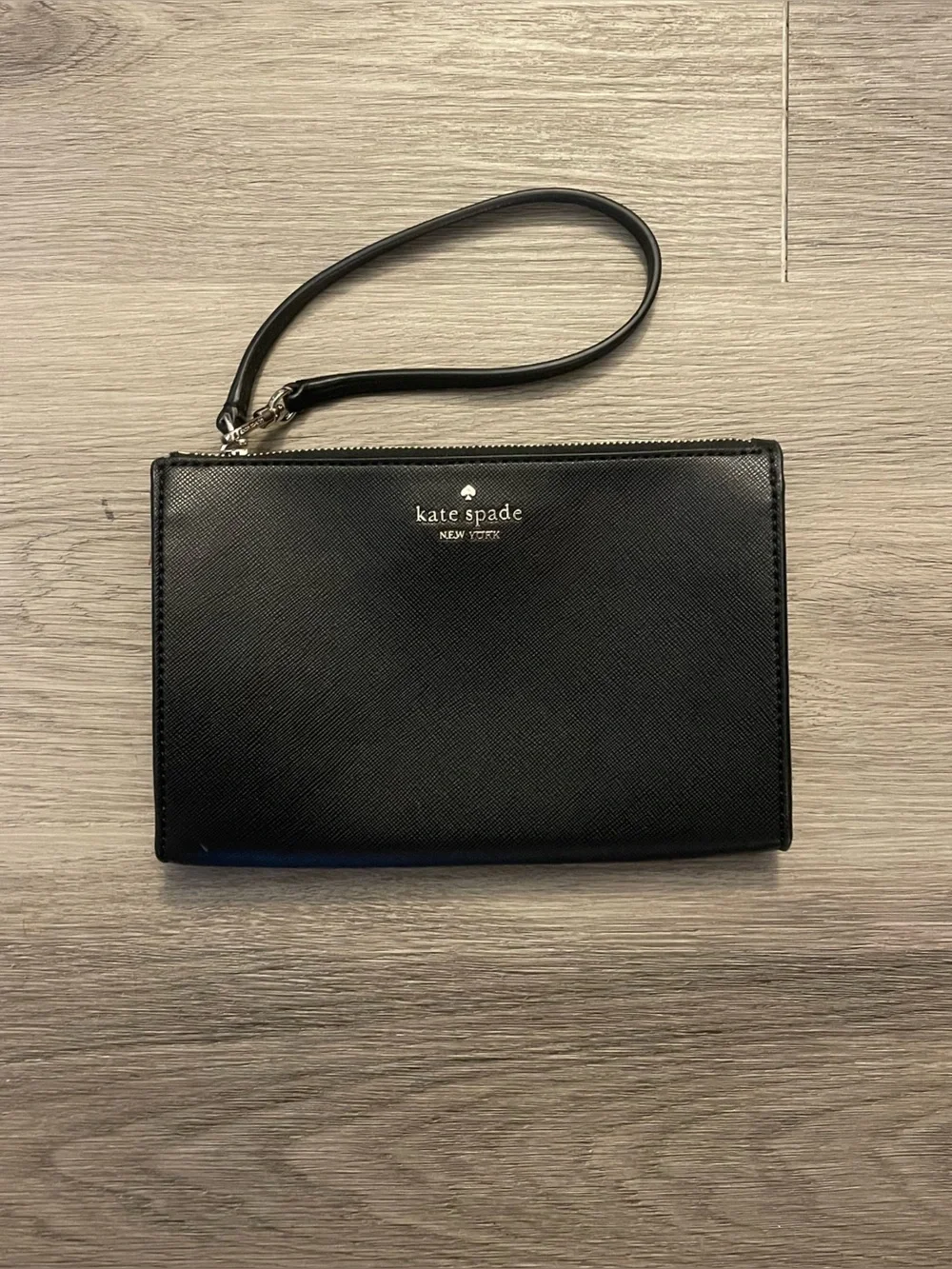 ❤️Kate Spade Wristlet